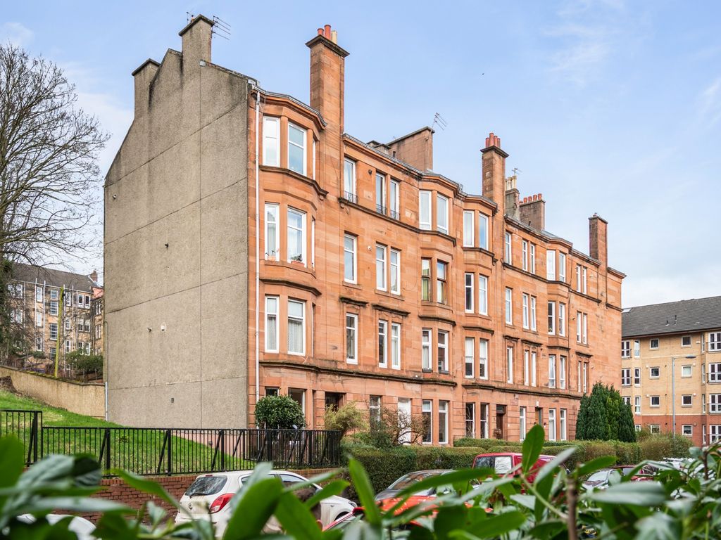 2 bed flat for sale in Crathie Drive, Partick, Glasgow G11 Zoopla