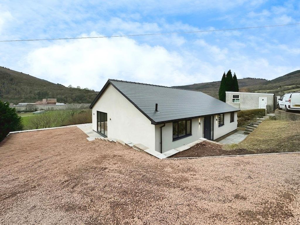 New home, 3 bed bungalow for sale in Brynhyfryd Terrace, Risca, Newport NP11, £450,000 Zoopla