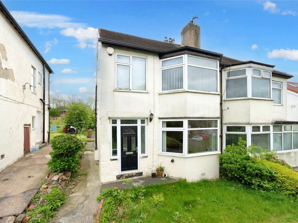 3 bed semidetached house for sale in Easterly Road, Leeds LS8, £