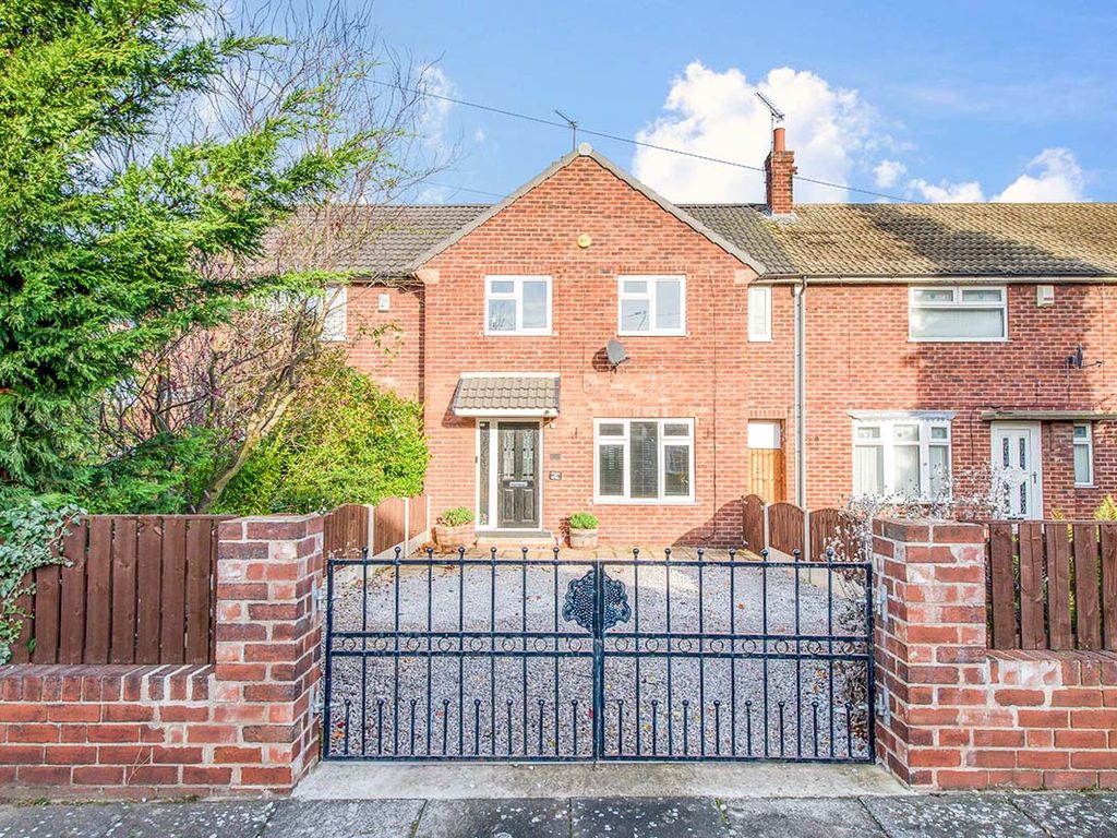 3 bed terraced house for sale in Derwent Drive, Castleford, West