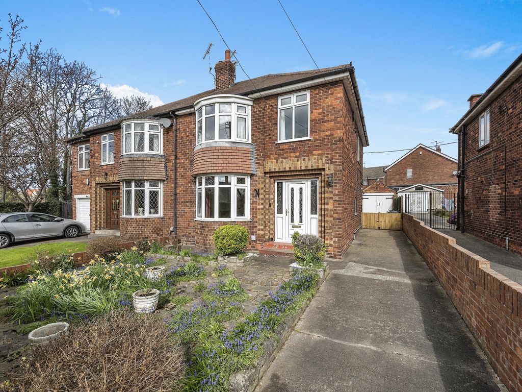 3 bed semidetached house for sale in Barrel Lane, Warmsworth
