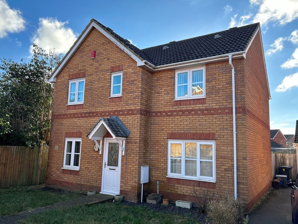 4 bed detached house for sale in Brown Court, St. Mellons, Cardiff CF3, £310,000 Zoopla