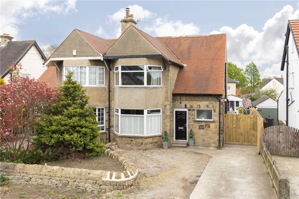 3 bed semidetached house for sale in Tredgold Avenue, Bramhope, Leeds