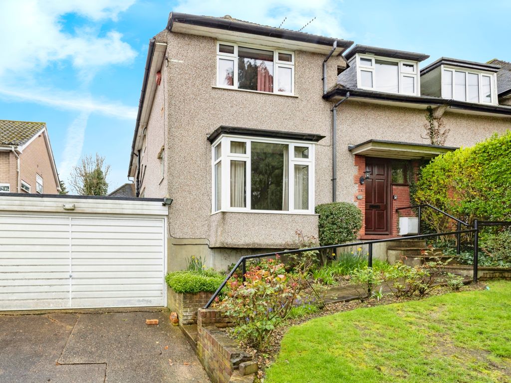 5 bed semidetached house for sale in Elstree Road, Bushey Heath