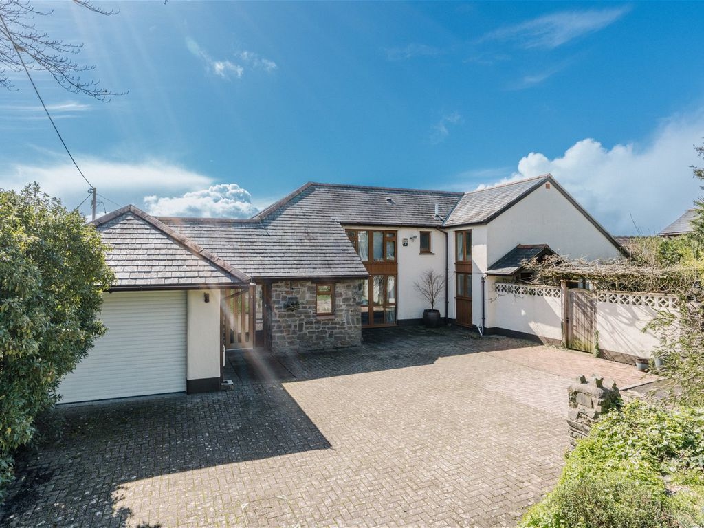 4 bed detached house for sale in Acland Road, Landkey, Barnstaple EX32