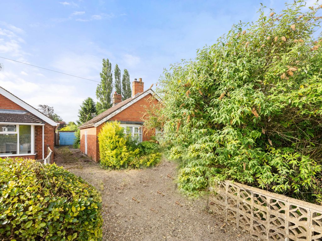 3 bed detached bungalow for sale in Tytton Lane West, Wyberton, Boston PE21, £140,000 Zoopla