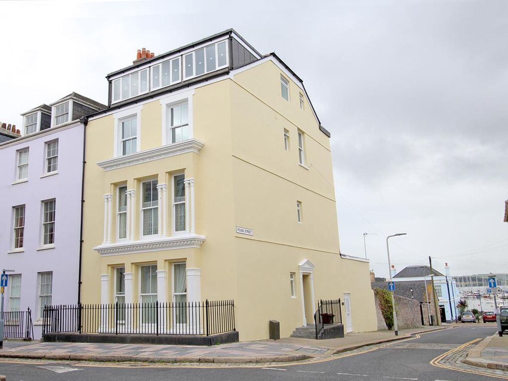 2 bed flat for sale in Durnford Street, Stonehouse, Plymouth PL1, £