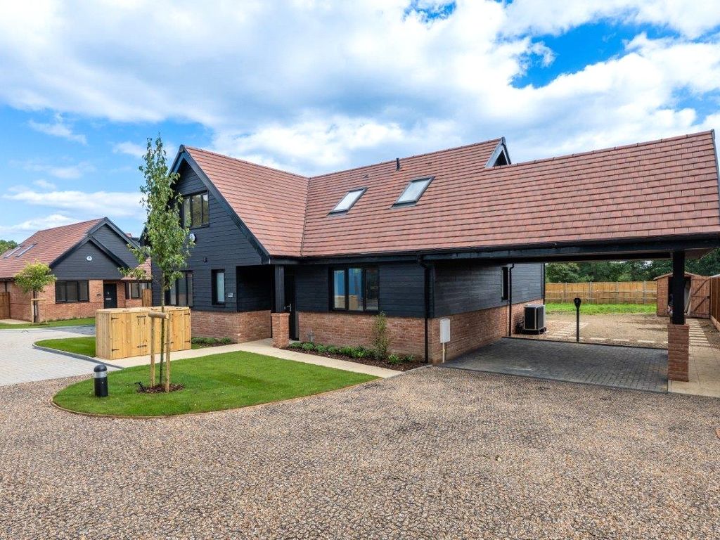 New home, 4 bed detached house for sale in Merlin Drive, Dwelly Lane