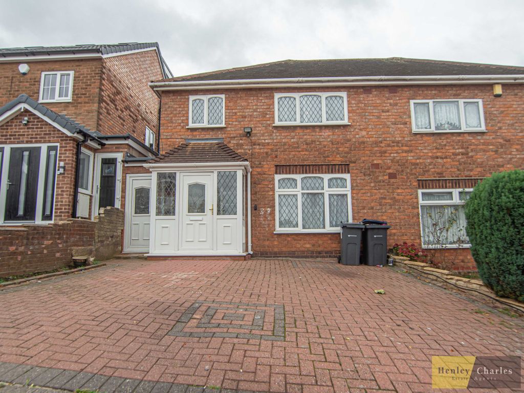 3 bed semidetached house to rent in Acfold Road, Handsworth Wood