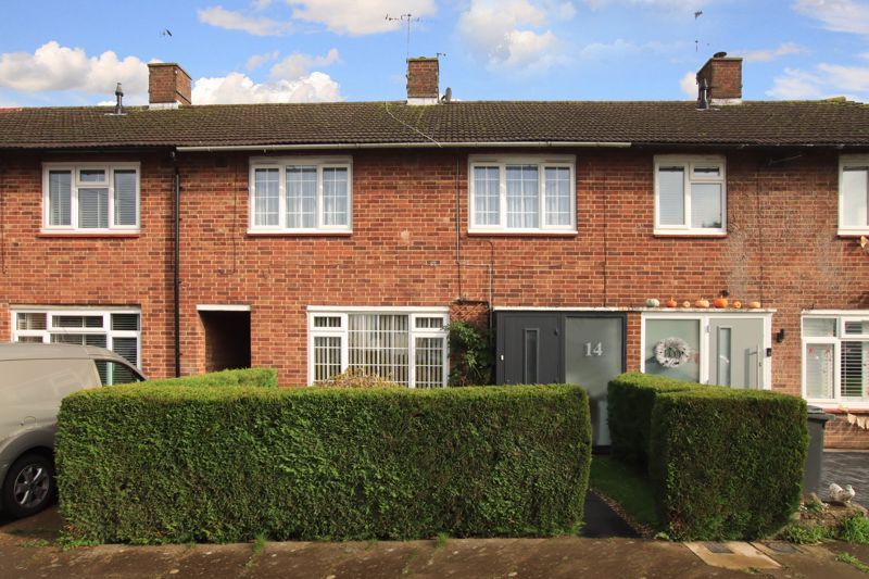 4 bed terraced house for sale in End Close, Hemel Hempstead
