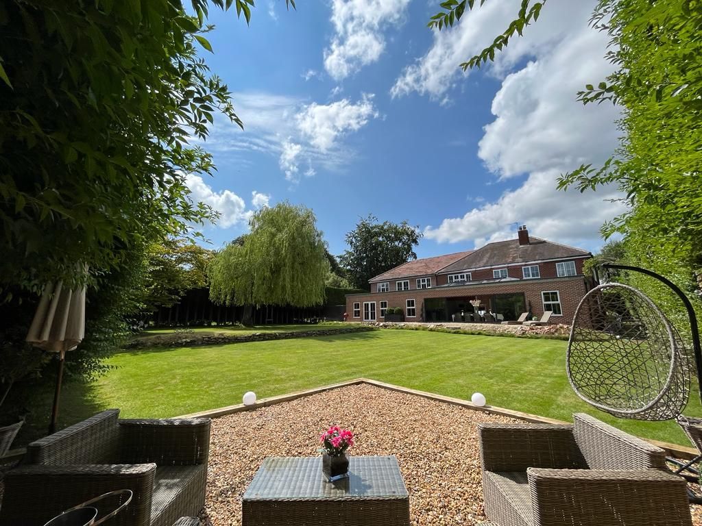 4 bed detached house for sale in Spofforth Hill, Wetherby LS22, £