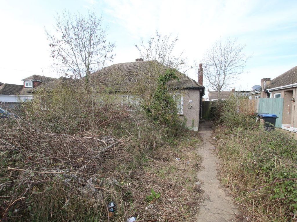 2 bed bungalow for sale in Greenhill Road, Herne Bay CT6, £215,000 Zoopla