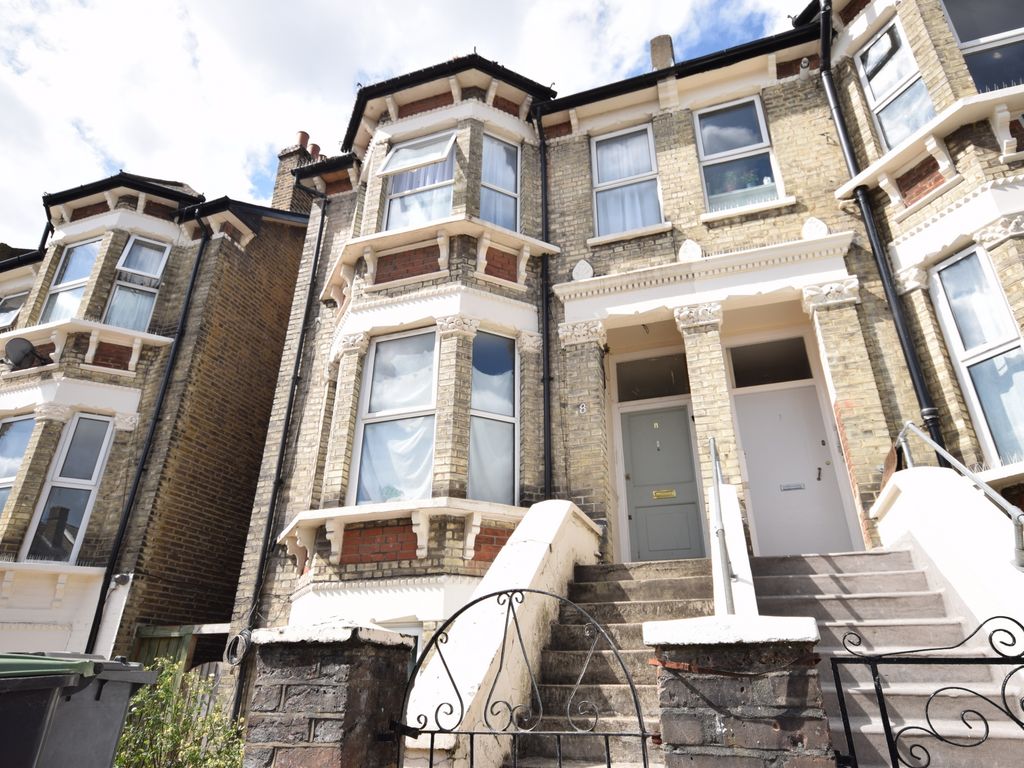 2 bed flat to rent in Beechfield Road, Catford SE6 Zoopla