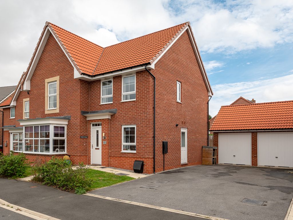 4 bed detached house for sale in Hereford Way, Boroughbridge, York YO51