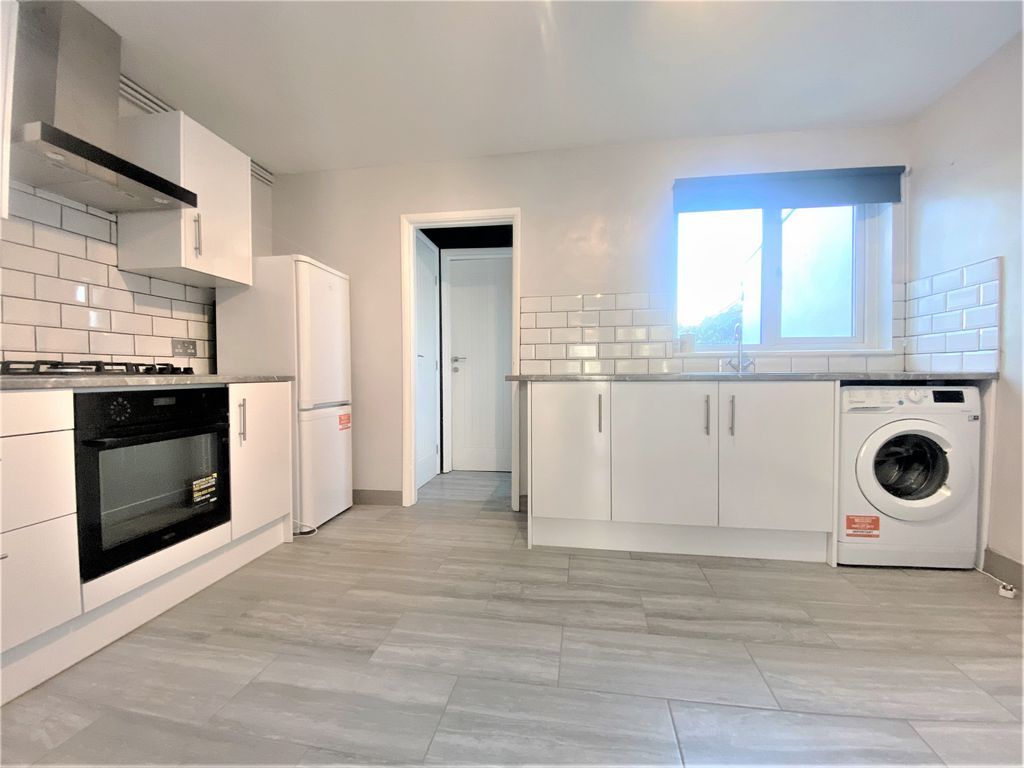 2 bed terraced house to rent in Poynton Road, Tottenham, London N17, £