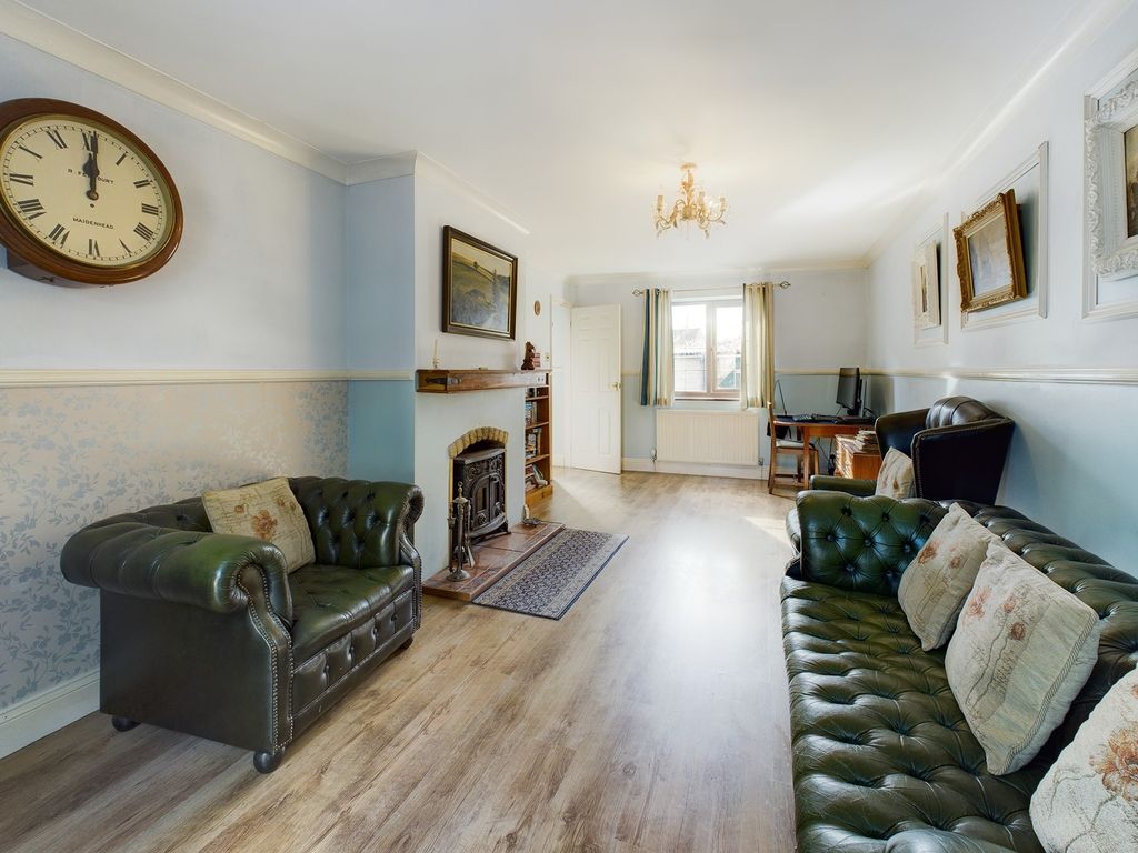 4 bed detached house for sale in St Nicholas Street, Thetford, Norfolk