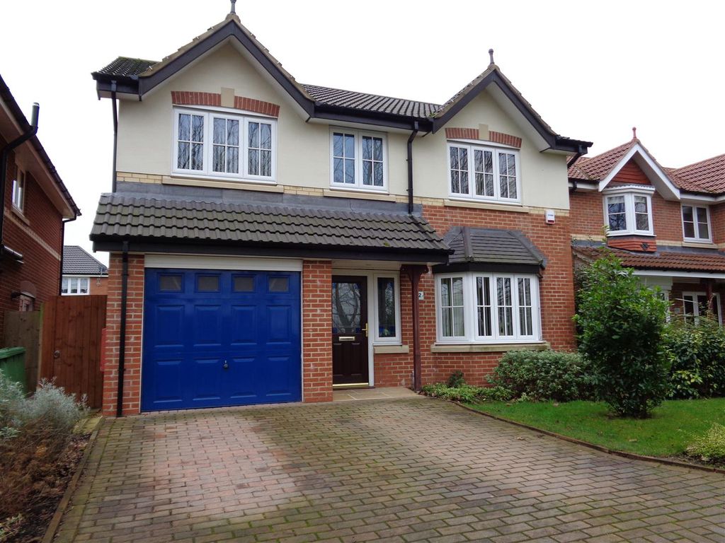 4 bed detached house to rent in Tarporley Close, Eccleston, St Helens