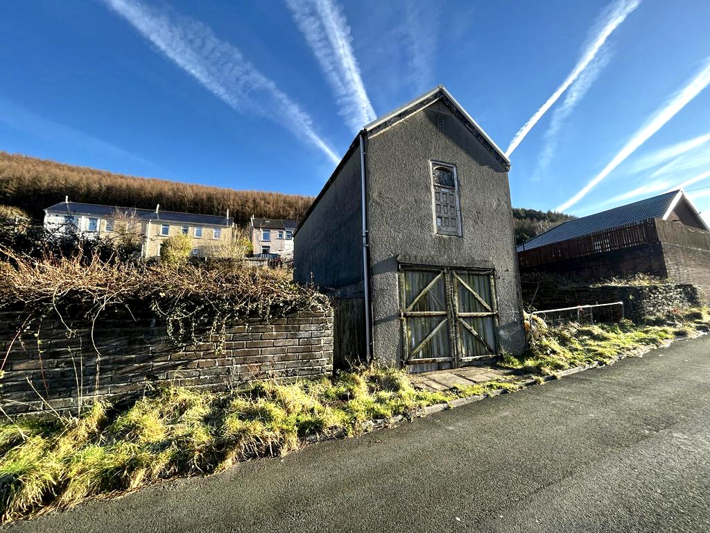 Land for sale in Mount Pleasant, Merthyr Vale CF48, £80,000 Zoopla