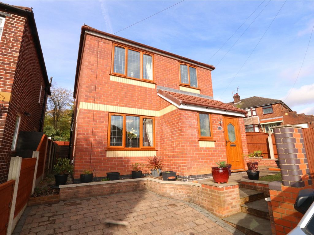 3 bed detached house for sale in Dale View, Denton, Manchester, Greater