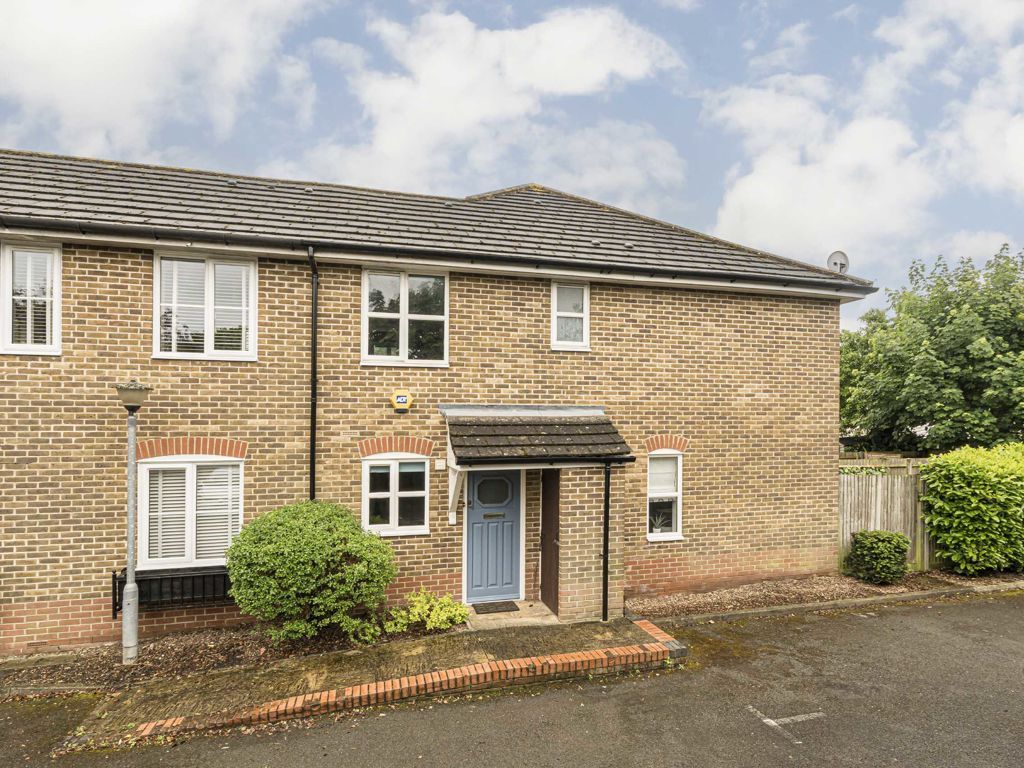 2 bed property for sale in Langridge Mews, Hampton TW12, £435,000 Zoopla