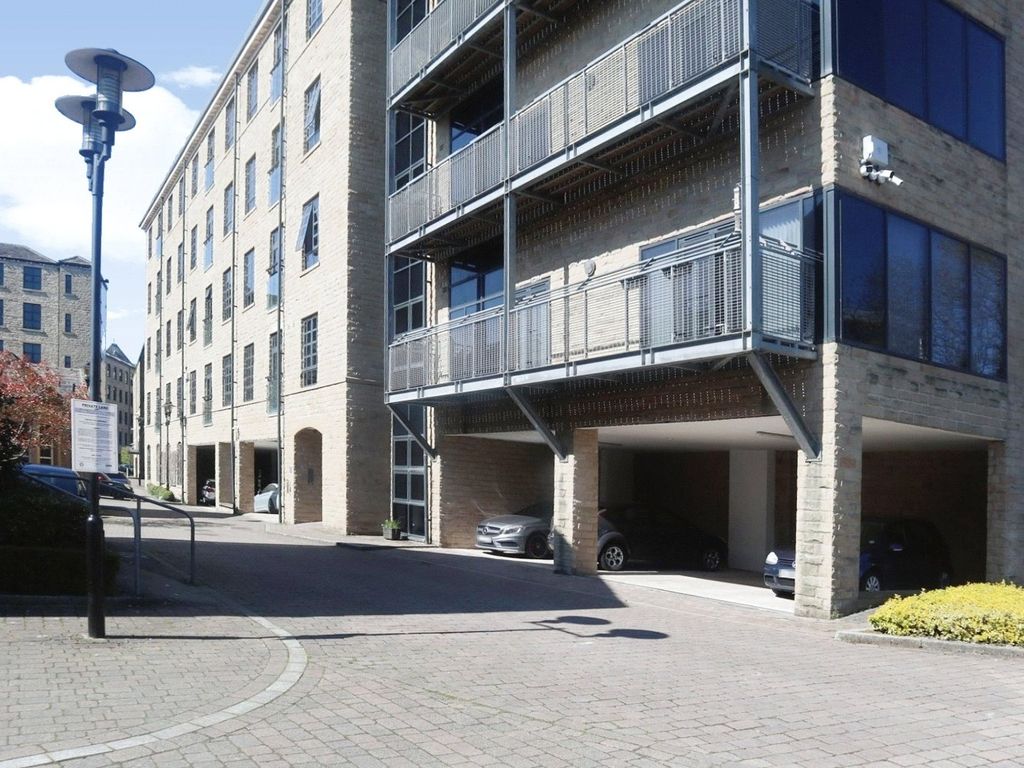 2 bed flat to rent in The Melting Point, Firth Street, Huddersfield HD1