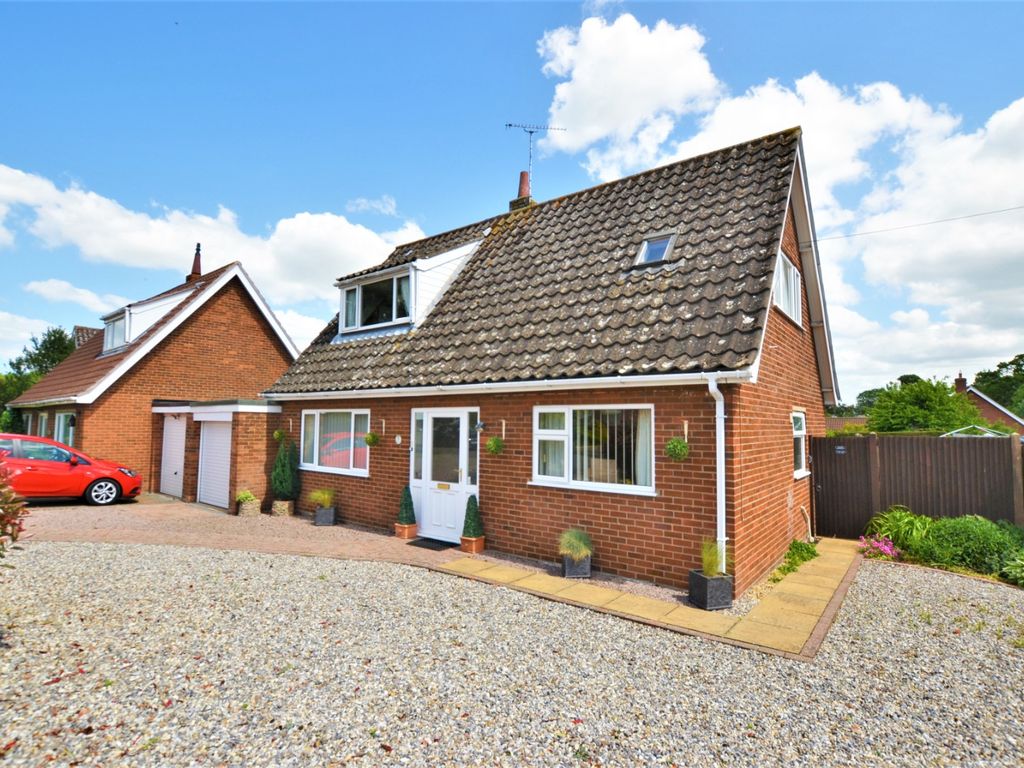 3 bed property for sale in Park Farm Cottages, Heath Road, North Elmham