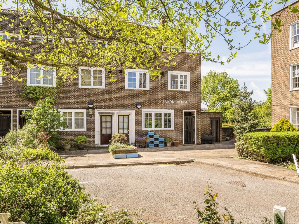 3 bed for sale in Carlton Hill, London NW8, £950,000 Zoopla