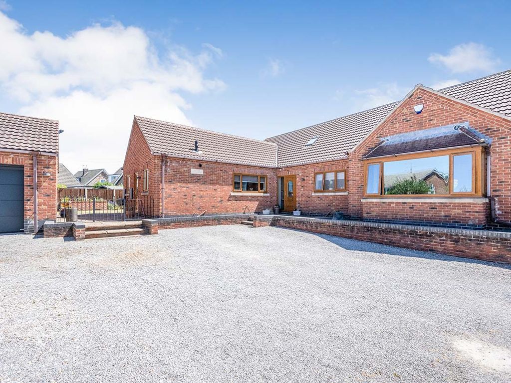 5 bed bungalow for sale in Mile End Avenue, Hatfield, Doncaster DN7 Zoopla