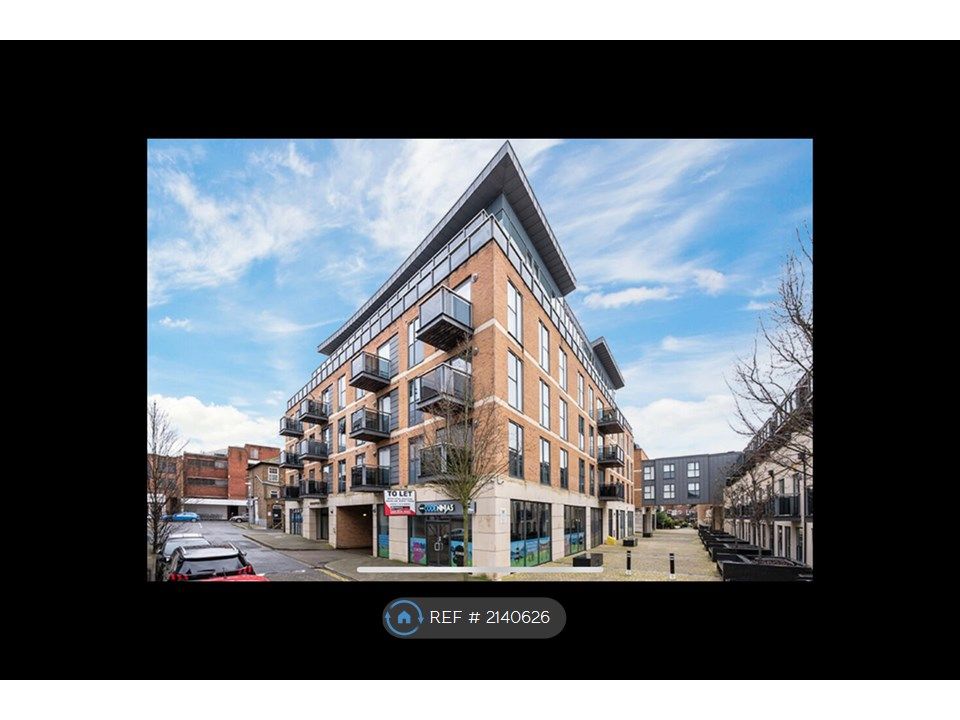 1 bed flat to rent in Surbiton Plaza, Surbiton KT6, £1,650 pcm Zoopla