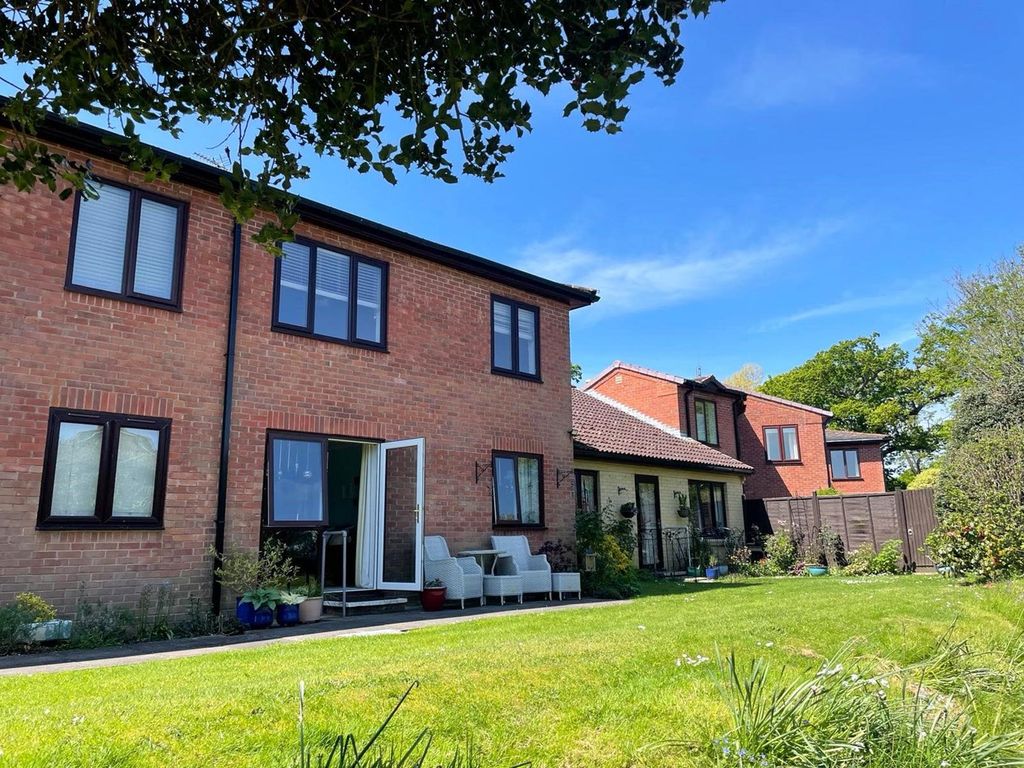 1 bed property for sale in Homeforde House, Grigg Lane, Brockenhurst