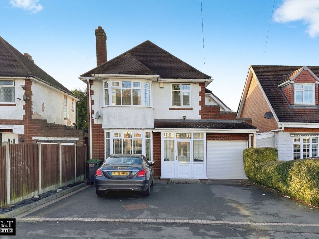 3 bed detached house for sale in New Rowley Road, Dudley DY2, £340,000