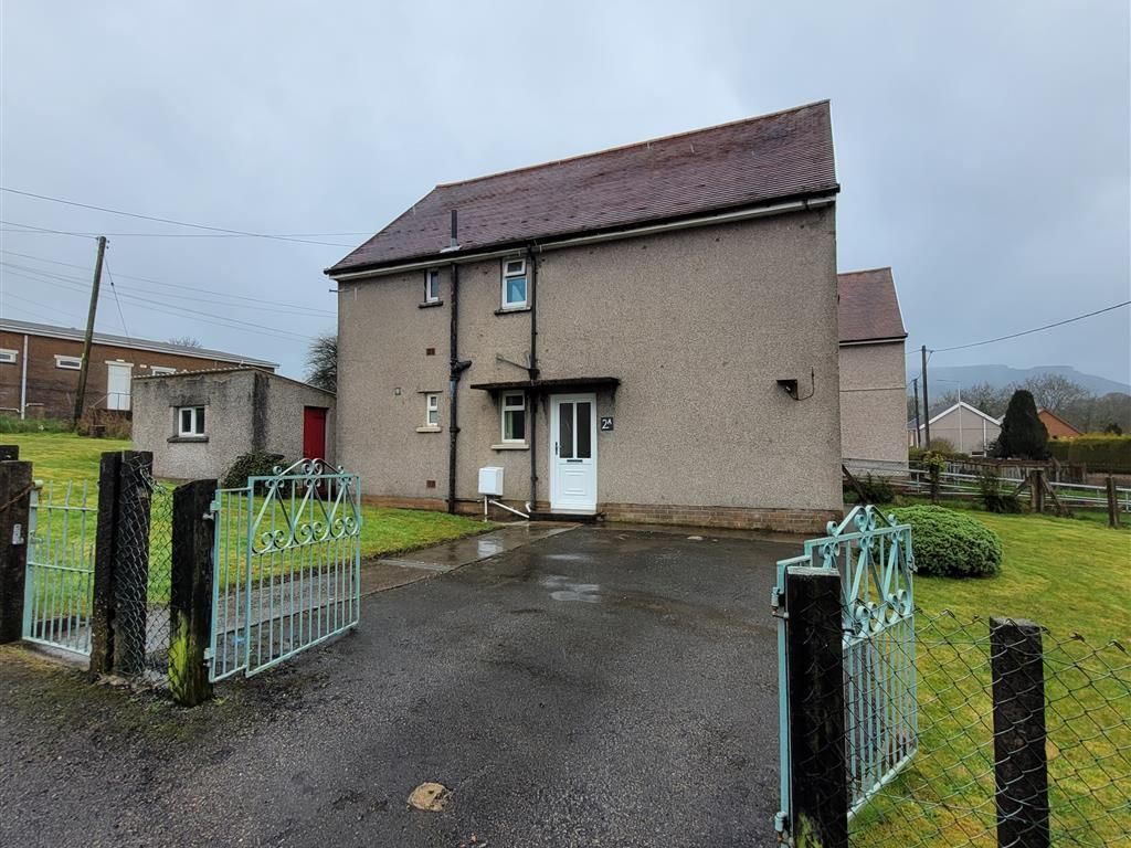 2 bed flat to rent in Heol Esgyn, Rhigos, Aberdare CF44, £550 pcm Zoopla