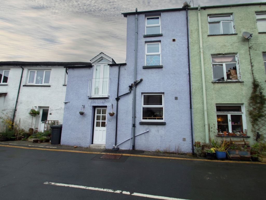 3 bed terraced house to rent in The Gill, Ulverston, Cumbria LA12, £850
