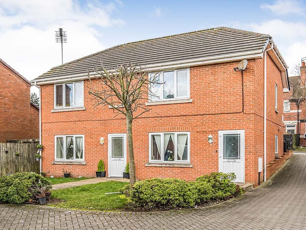 2 bed flat for sale in Highfield Court, Highfield Road, Dudley, West Midlands DY2 Zoopla