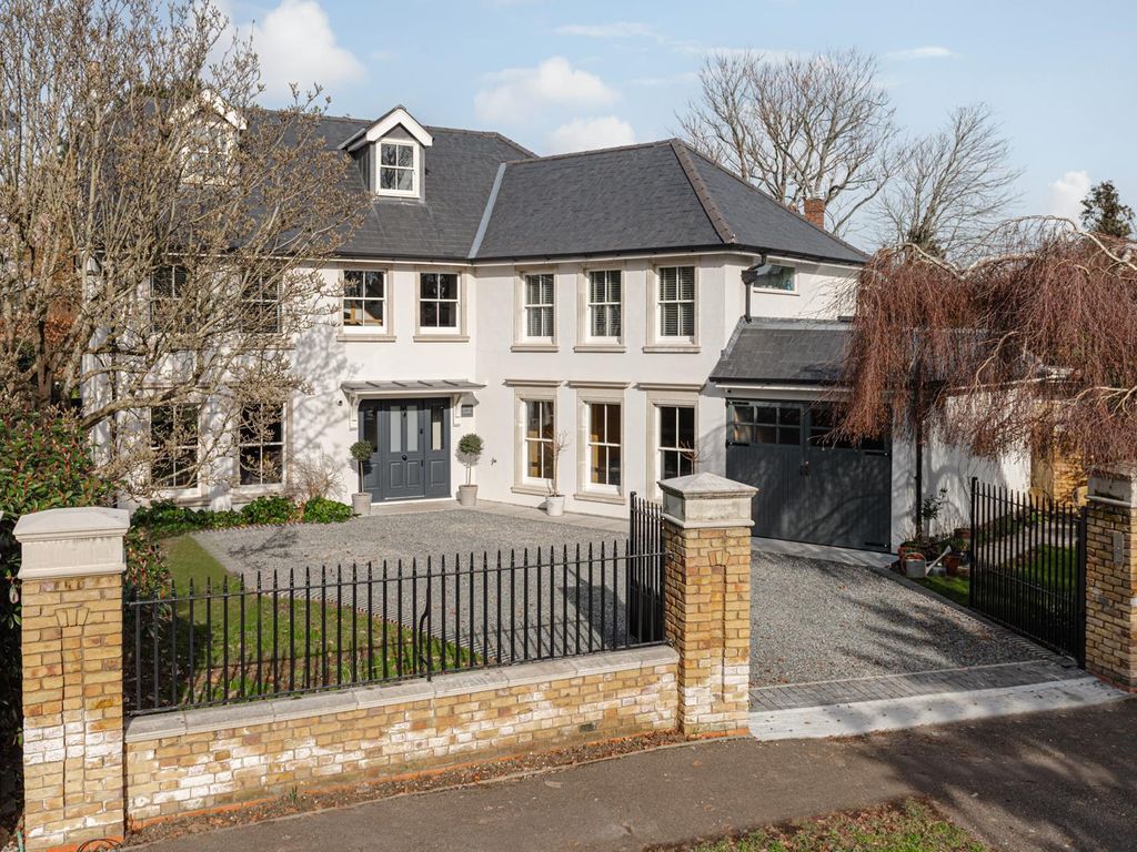 6 bed detached house for sale in Church Road, East Molesey KT8 Zoopla