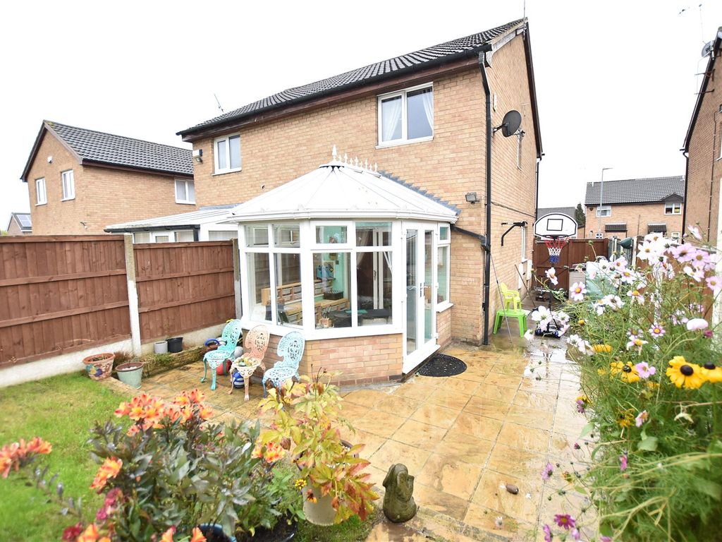 2 bed semidetached house for sale in Cobham Walk, Leeds, West