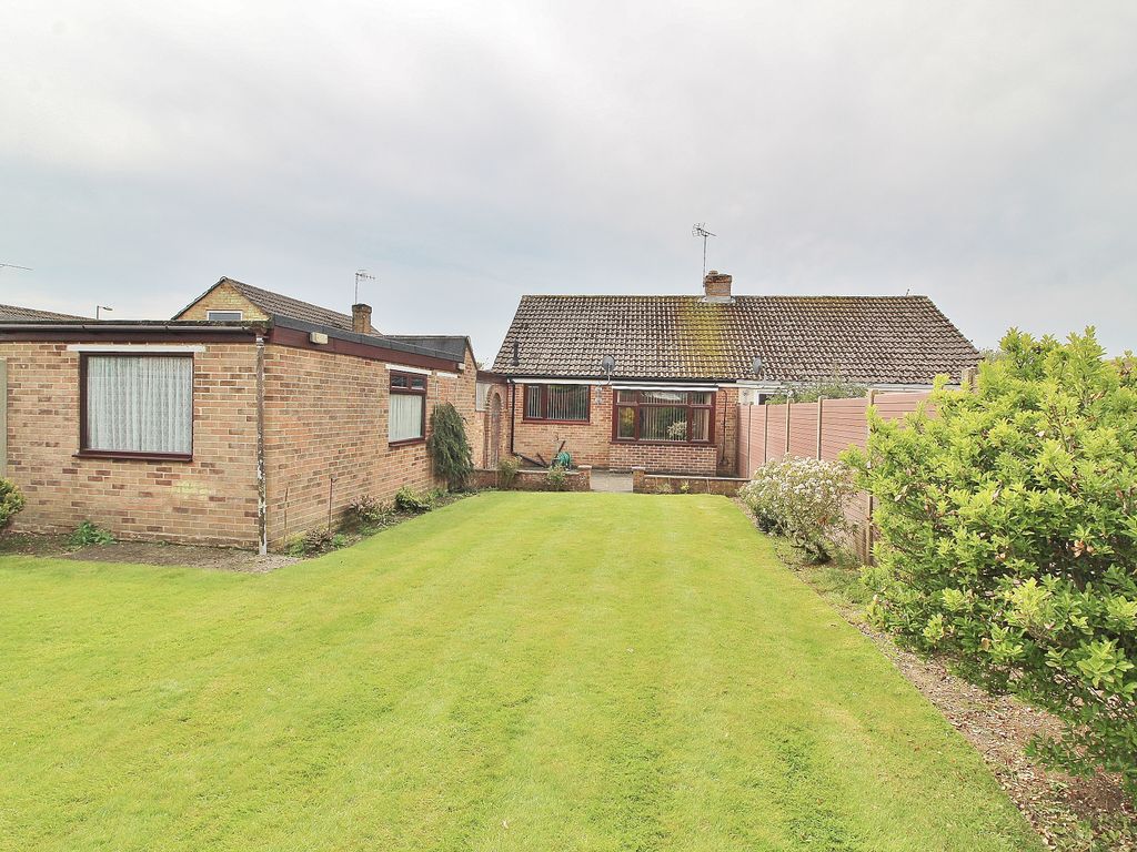 2 bed semidetached bungalow for sale in Sunnymead Drive, Waterlooville