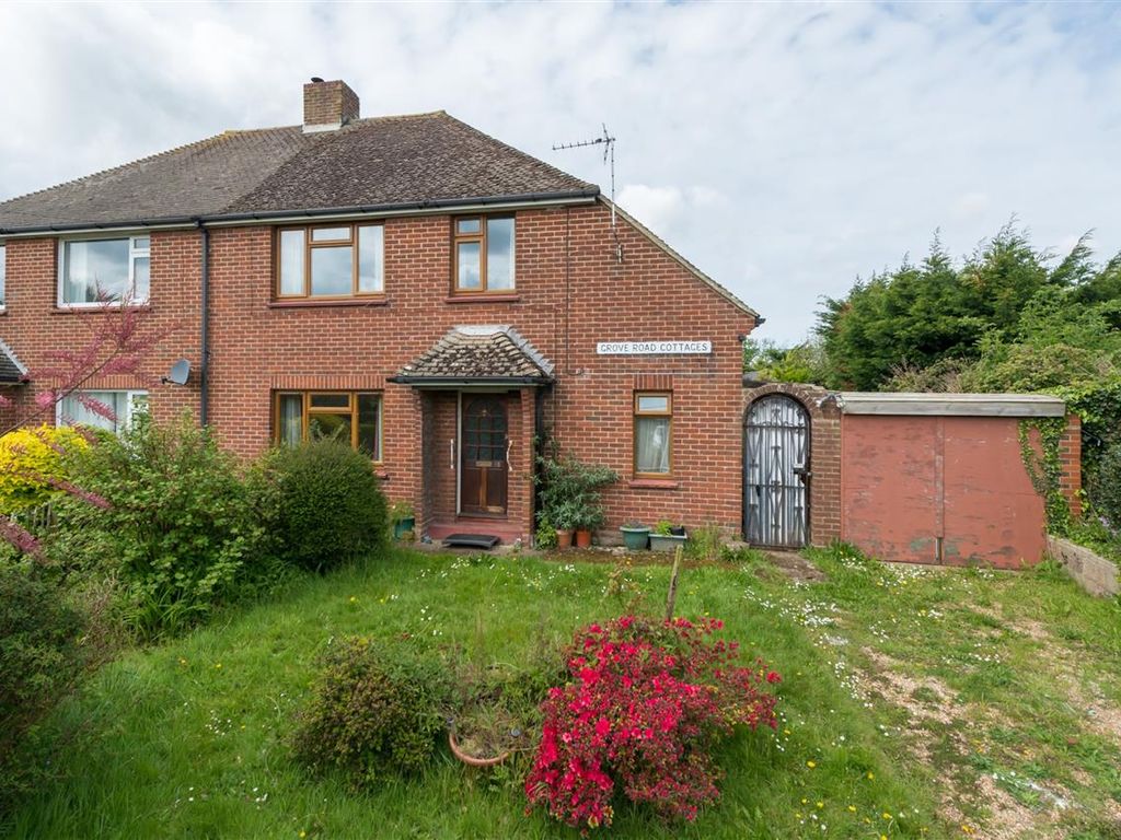 3 bed semidetached house for sale in Grove Road, Wickhambreaux
