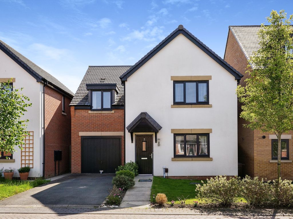 4 bed detached house for sale in Elsie Bruce Grove, Crossgates, Leeds, West Yorkshire LS15 Zoopla