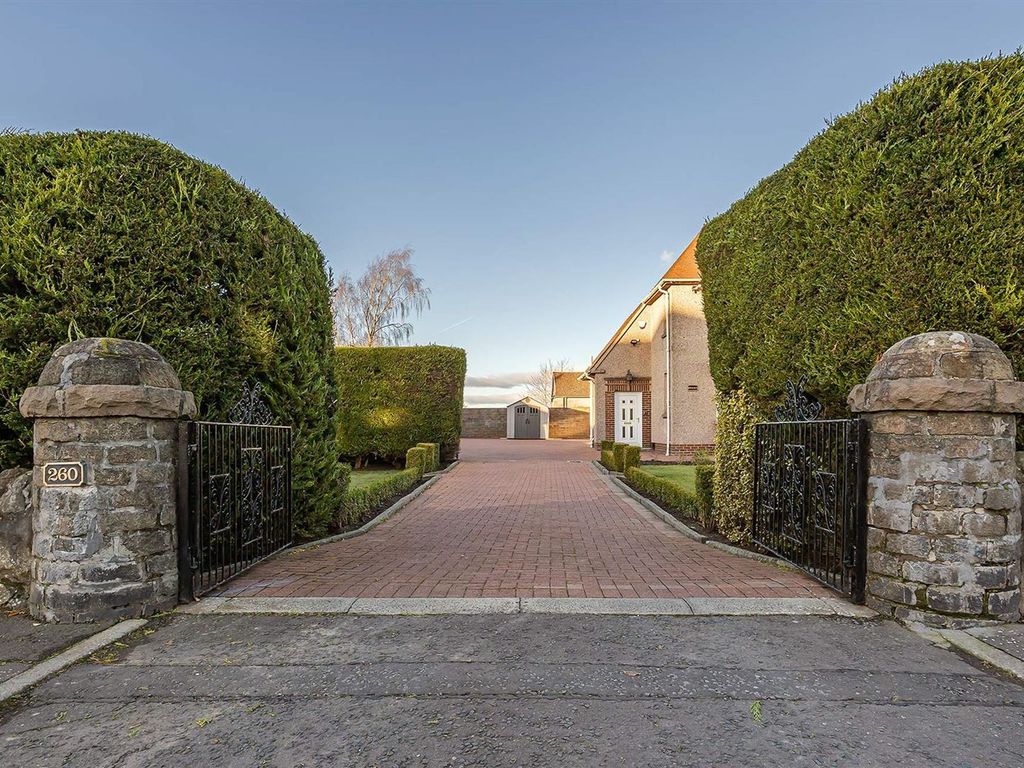 4 bed detached house for sale in West Main Street, Whitburn EH47, £