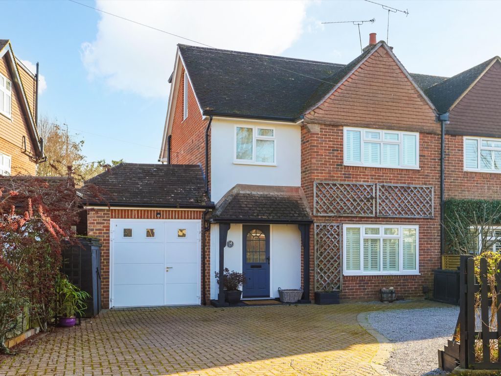 4 bed semidetached house for sale in D'abernon Drive, Stoke D'abernon