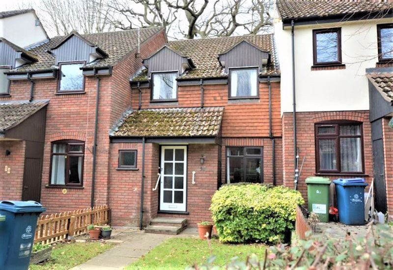 3 bed terraced house for sale in Oakdene Close, Hatch End, Pinner HA5