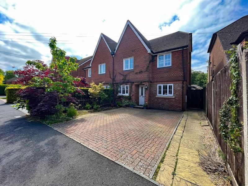 5 bed semidetached house for sale in Beech Hanger Road, Grayshott