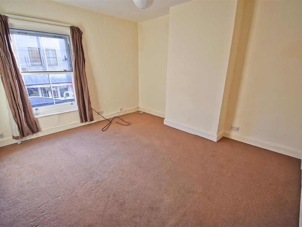 3 bed to rent in Weybourne Road Industrial Estate, Weybourne