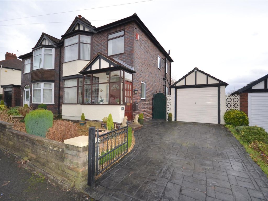 3 bed semidetached house to rent in Court Lane, NewcastleUnderLyme