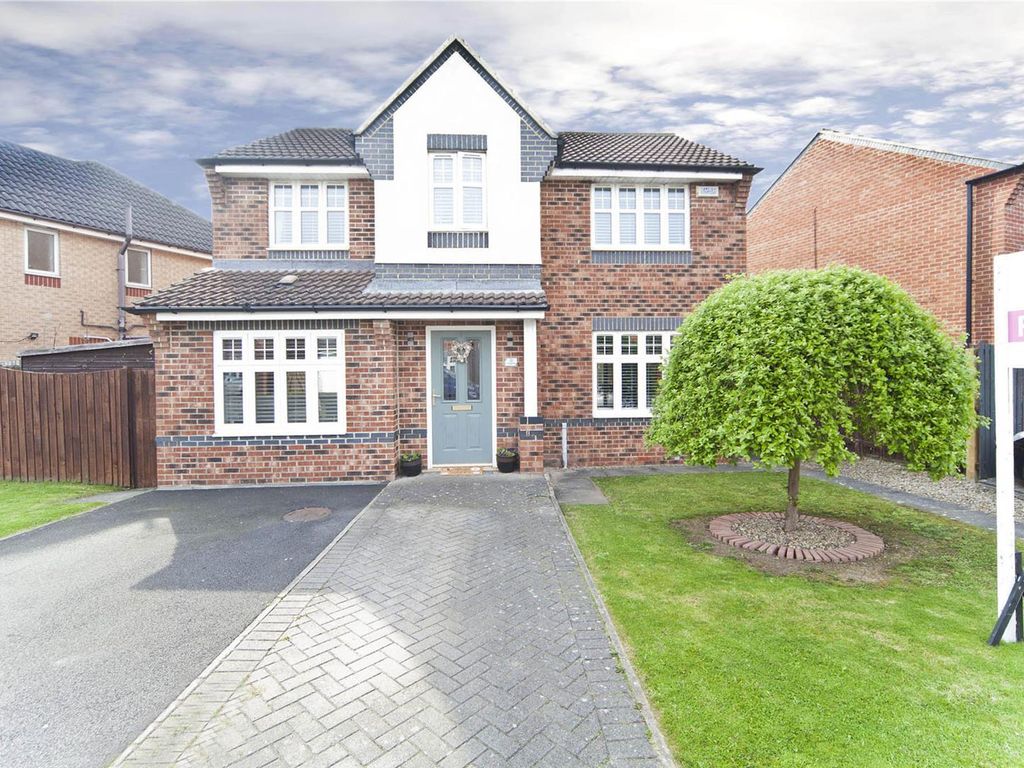 4 bed detached house for sale in Meadowgate Drive, Hartlepool TS26, £255,000 Zoopla