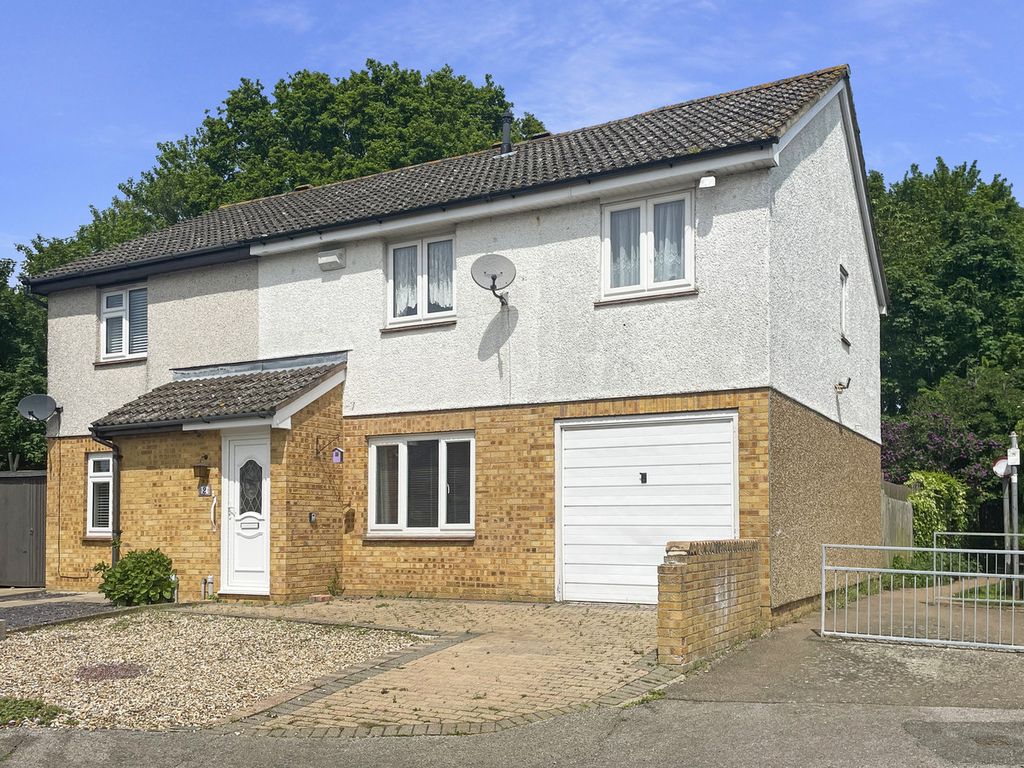 3 bed semidetached house for sale in Wildwood Road, Sturry Canterbury