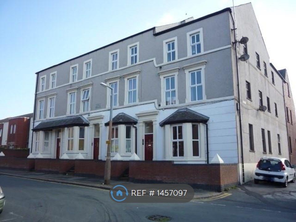 2 bed flat to rent in Rustlings Court, BarrowInFurness LA14 Zoopla