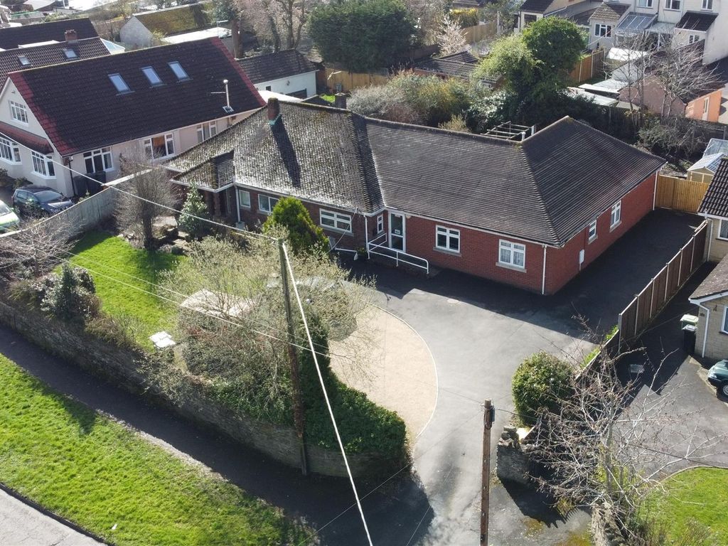 9 bed detached house for sale in Church Road, Frampton Cotterell