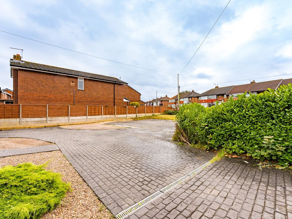 3 bed barn conversion for sale in Longton Lane, Rainhill, Rainhill L35